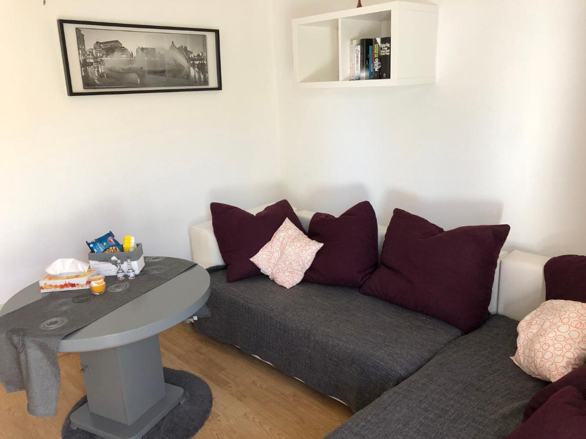 2 Zimmer Wohnung Mit Balkon - Naehe Messe Haar  Dış mekan fotoğraf